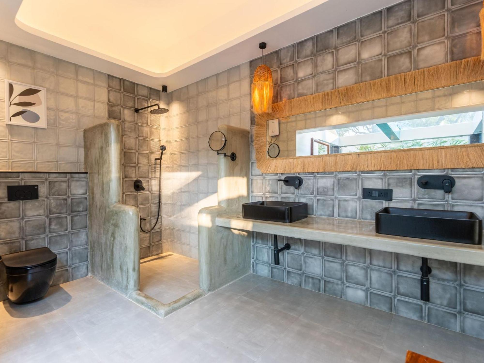 Moustache Goa Luxuria Hostel วากาตอร์ ภายนอก รูปภาพ